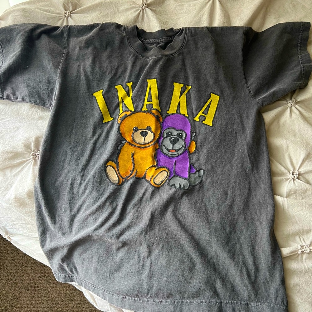 INAKA friends tee